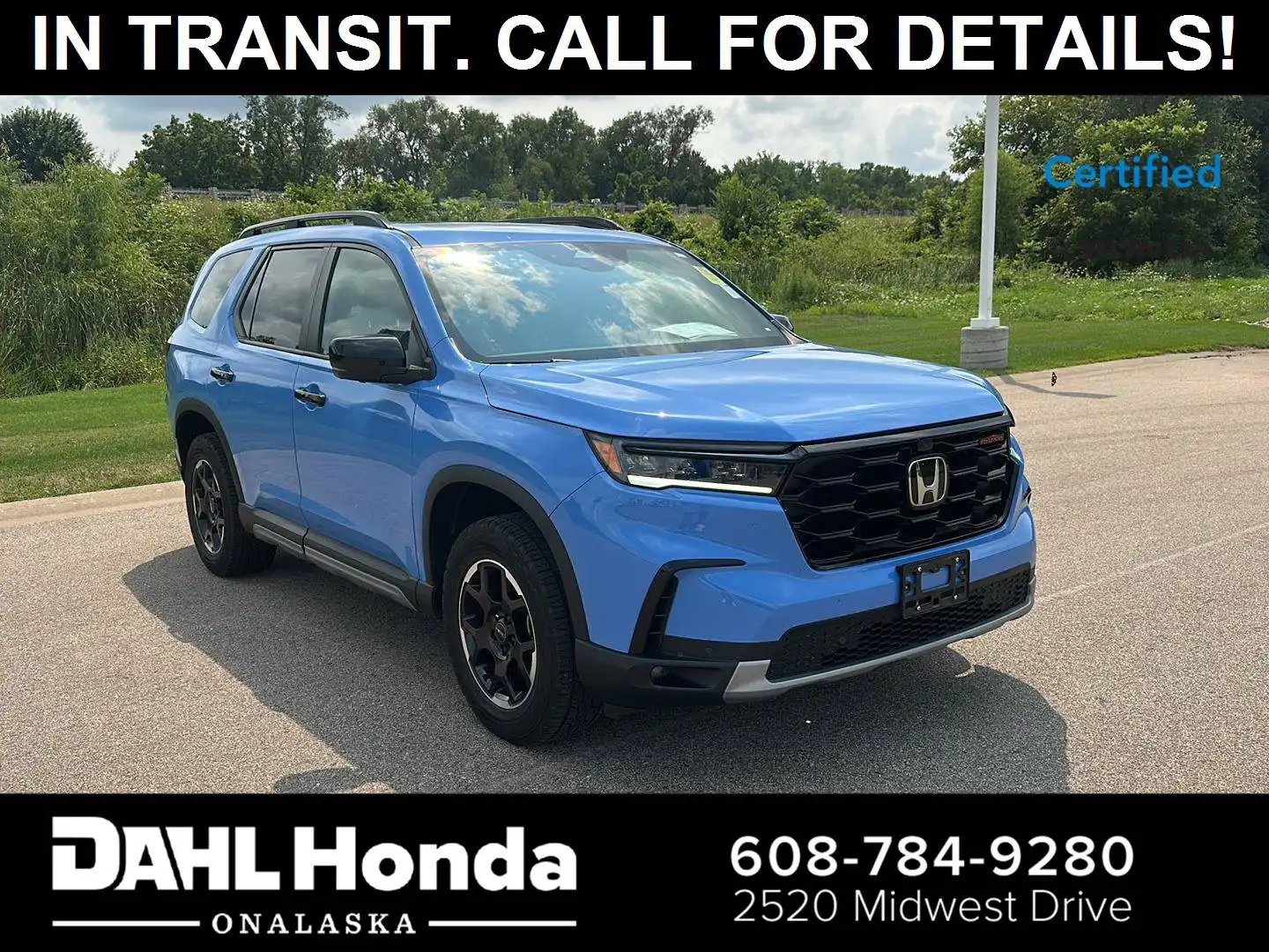 2025 Honda Pilot TrailSport AWD's photo