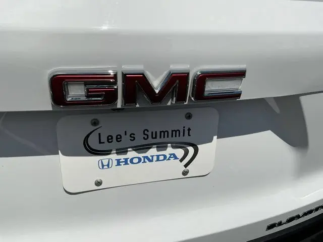 2025 GMC Terrain Elevation AWD photo 5