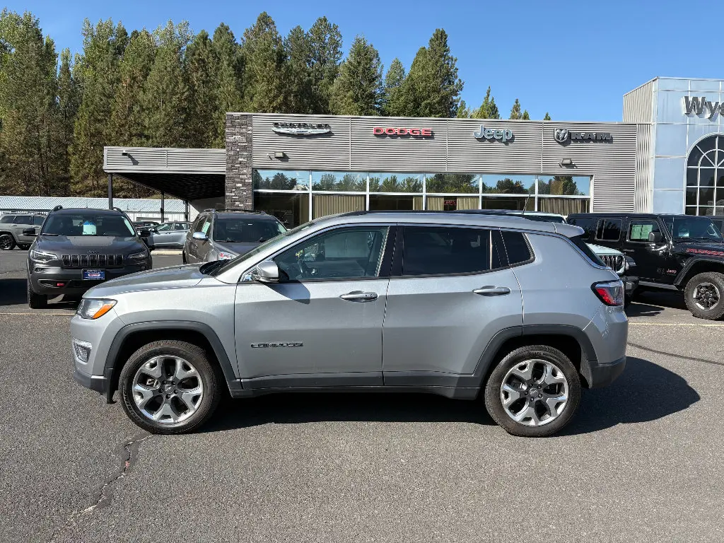 2021 Jeep Compass Limited 4WD photo 3
