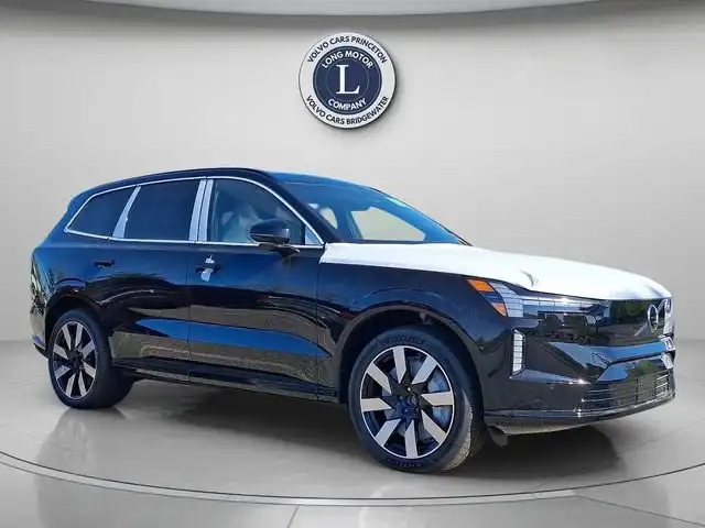 2026 Volvo EX90 Twin Motor Plus 7-Seater's photo