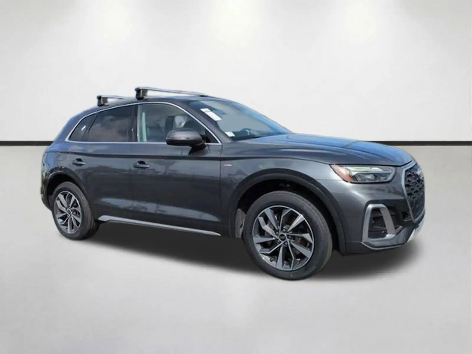 2024 Audi Q5 45 Premium Plus's photo