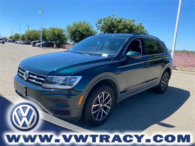 2019 Volkswagen Tiguan 2.0T SE 4Motion's photo
