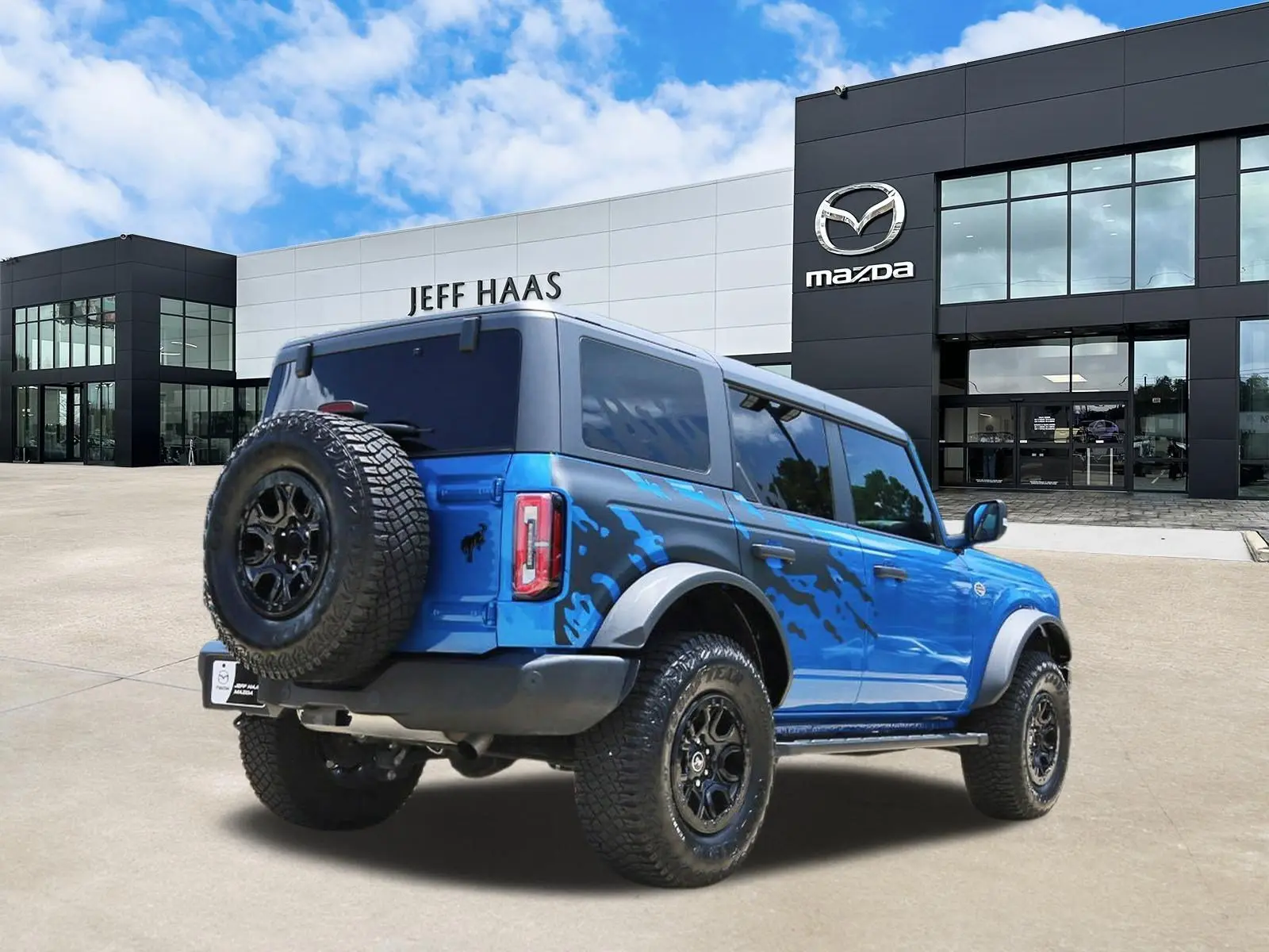 2024 Ford Bronco Wildtrak 4x4 photo 3