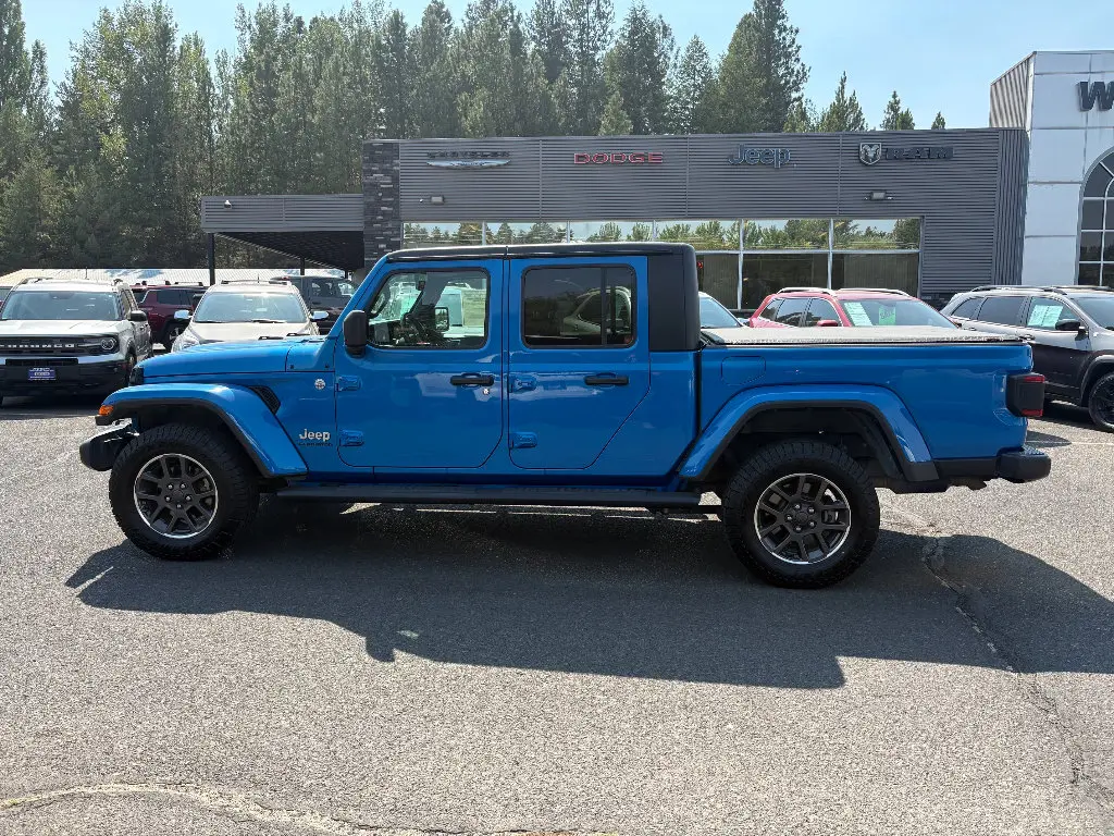 2021 Jeep Gladiator Overland photo 3
