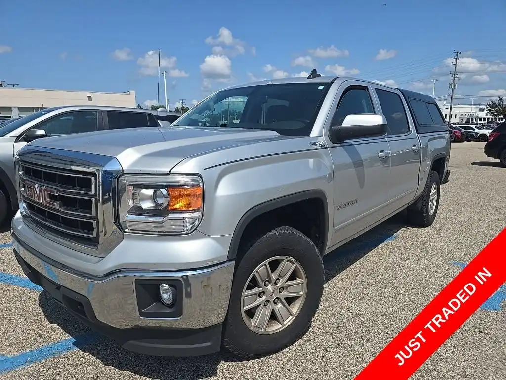 2015 GMC Sierra 4WD Crew Cab SLE SWB's photo