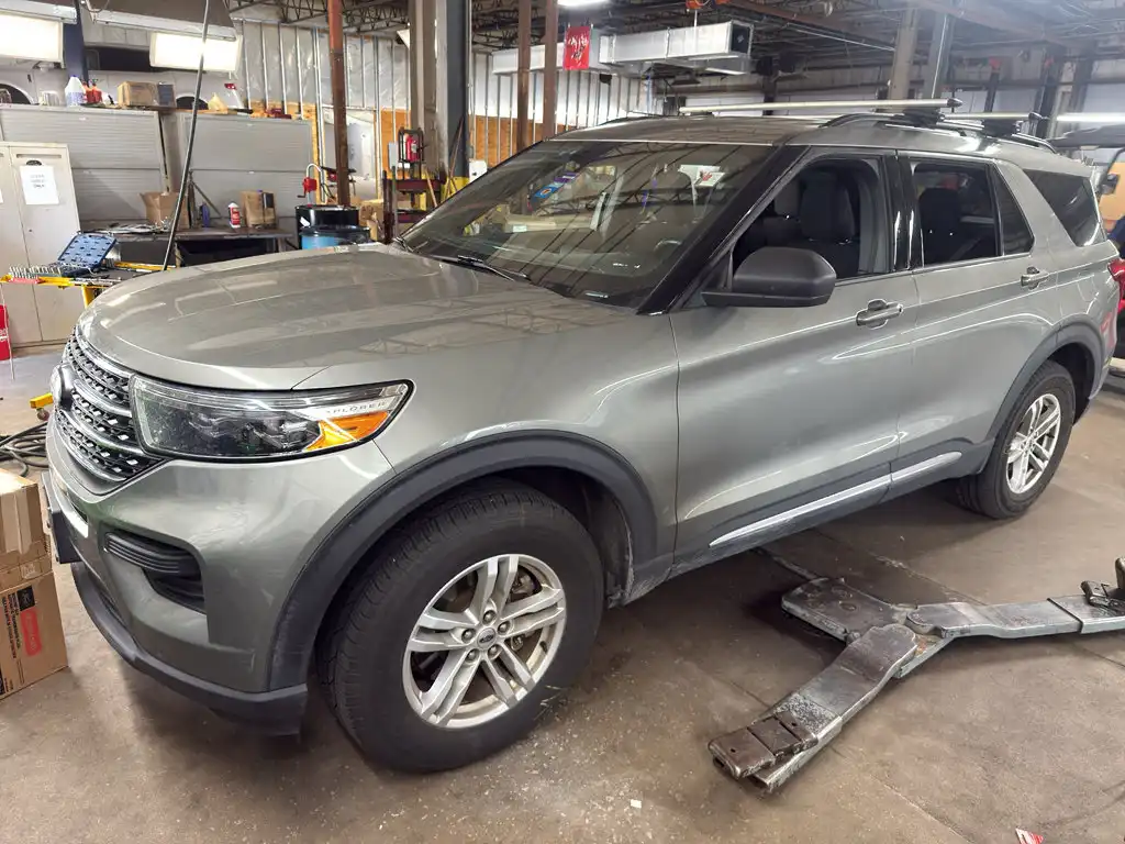 2020 Ford Explorer XLT 4WD's photo