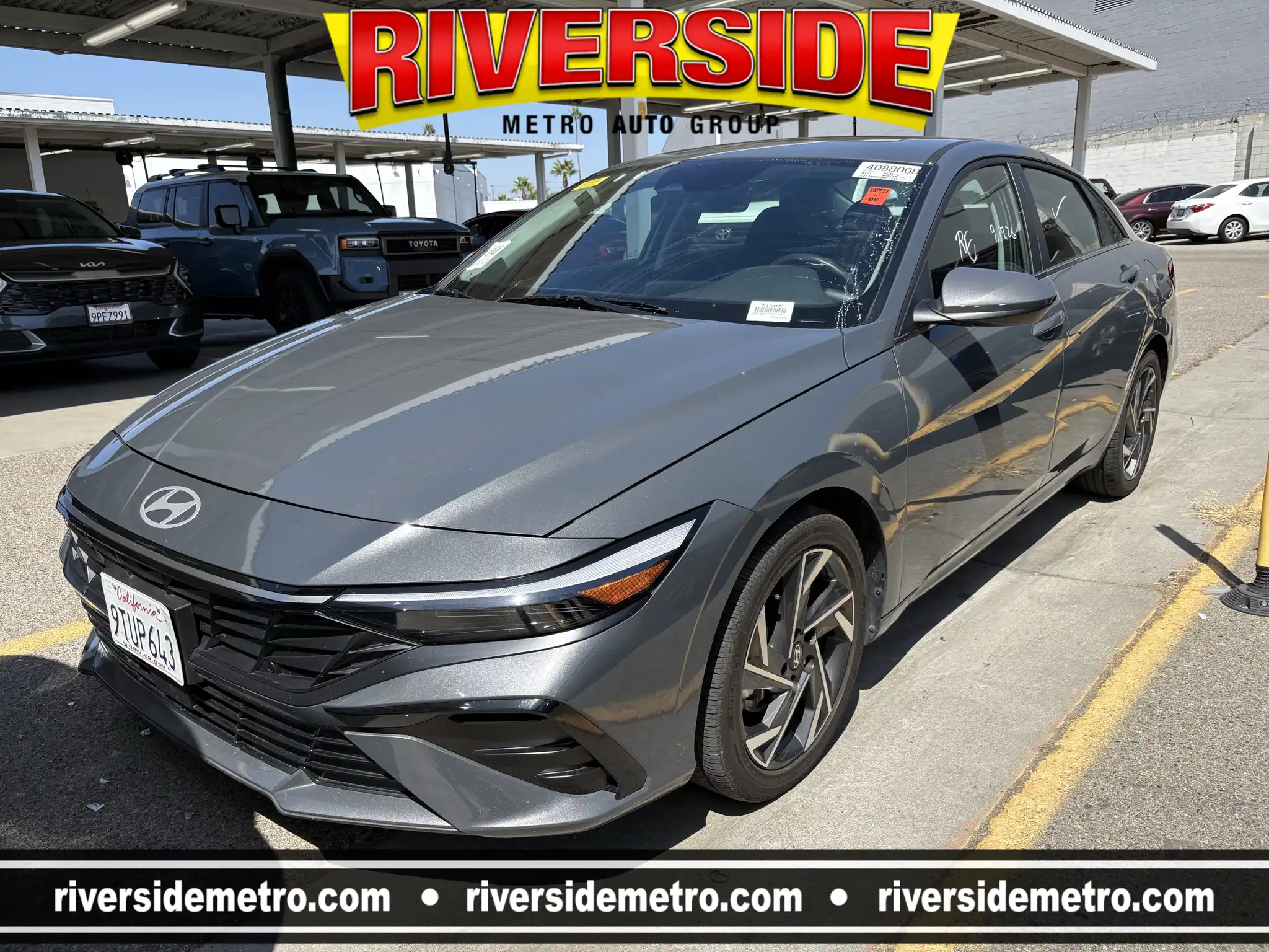 2025 Hyundai Elantra 2.0 SEL Convenience IVT's photo