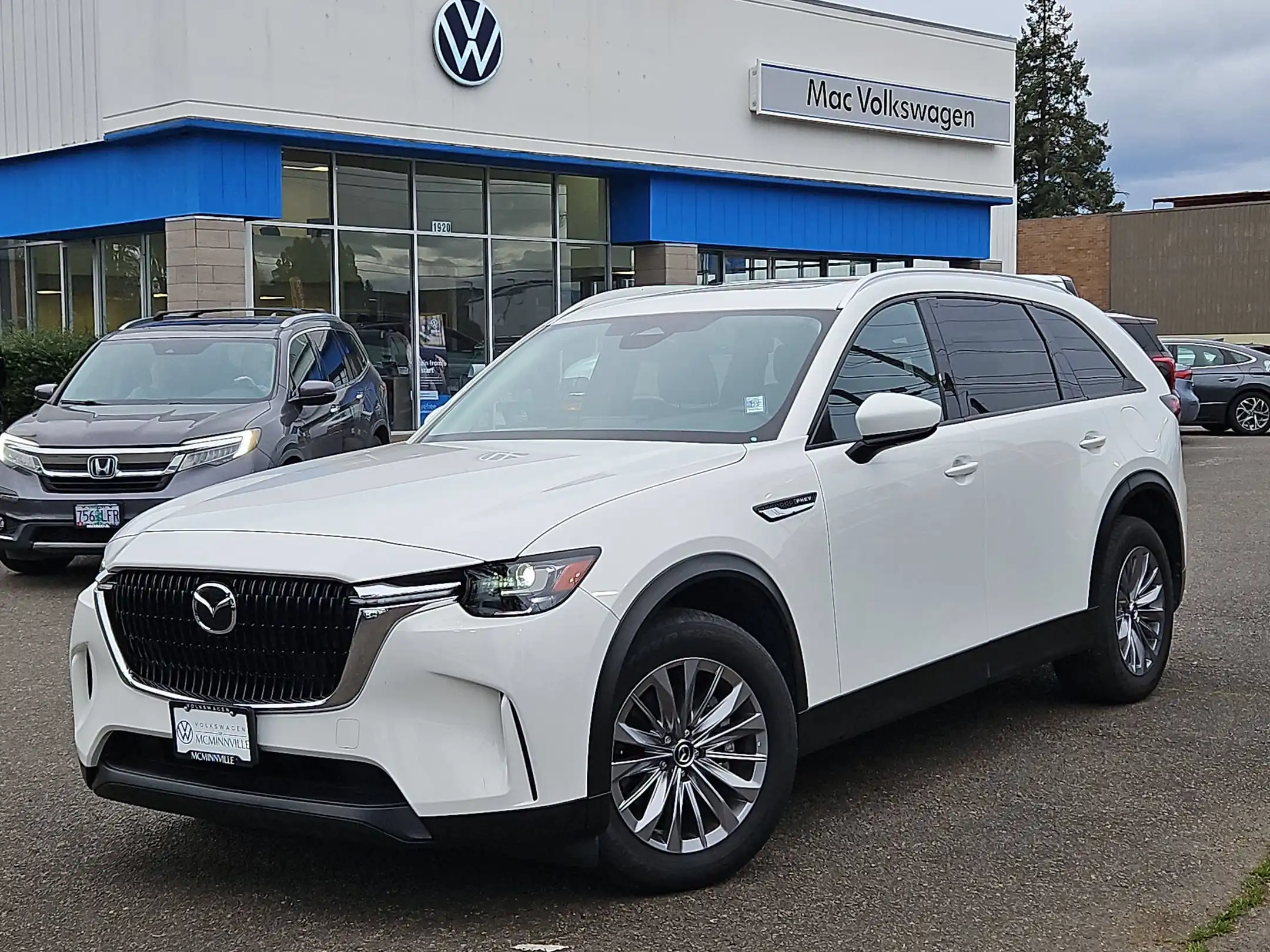 2024 Mazda CX-90 PHEV Preferred Package's photo