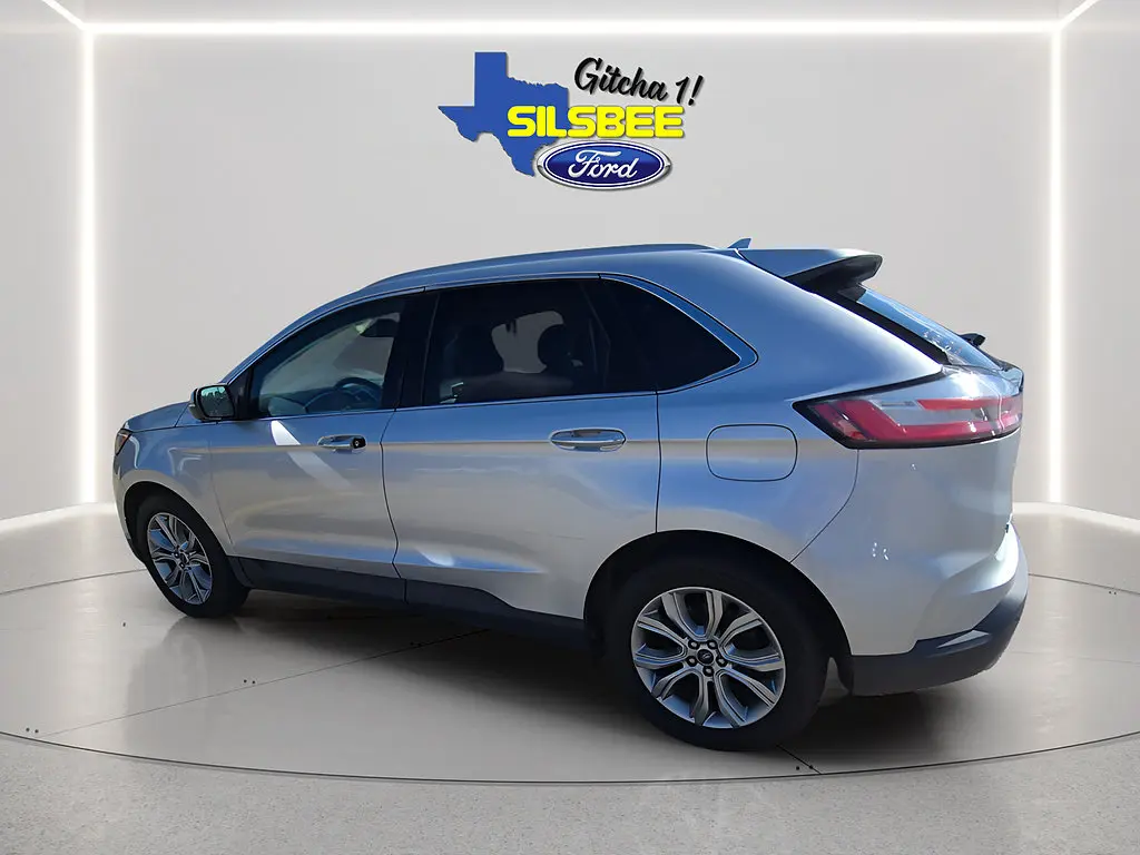 2019 Ford Edge Titanium photo 4