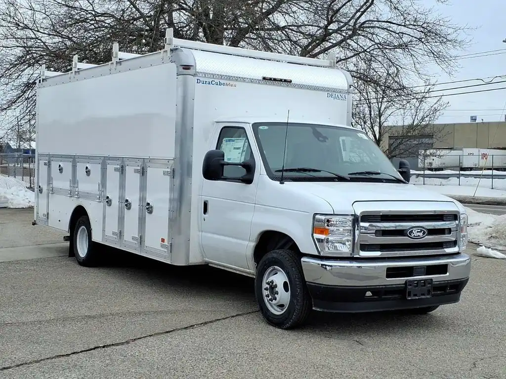 2026 Ford E-Series DRW E-350 Super Duty 176 in WB's photo