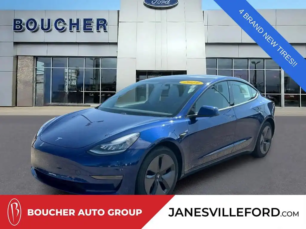 2019 Tesla Model 3 Performance's photo