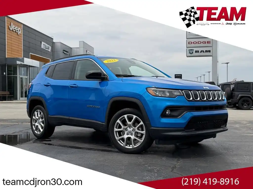 2022 Jeep Compass Latitude Lux 4X4's photo