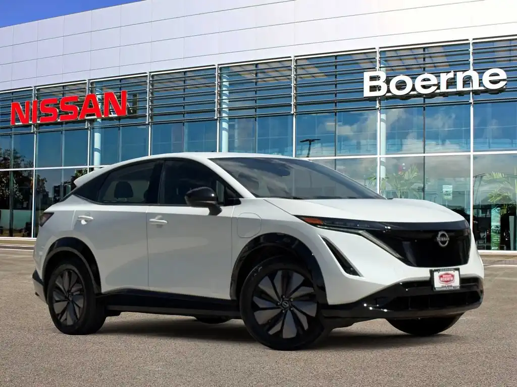 2024 Nissan Ariya Engage AWD's photo