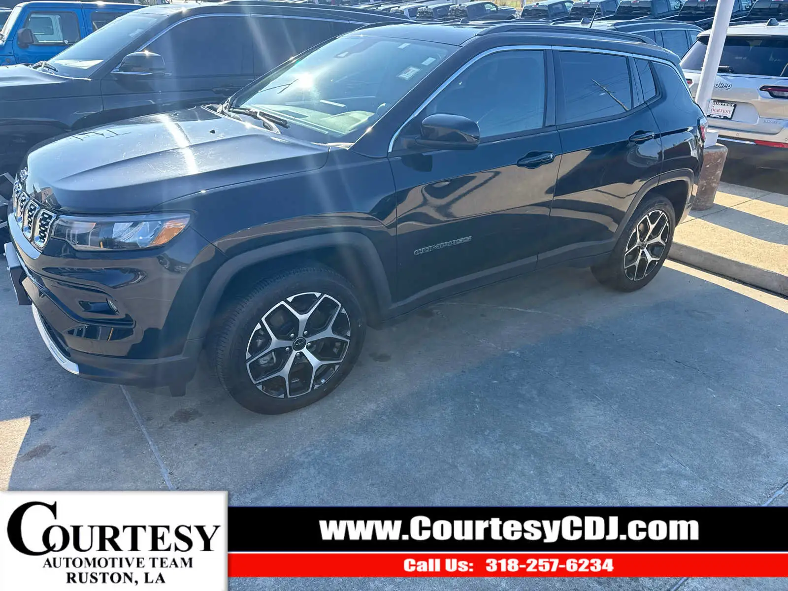 2025 Jeep Compass Limited 4WD photo 1
