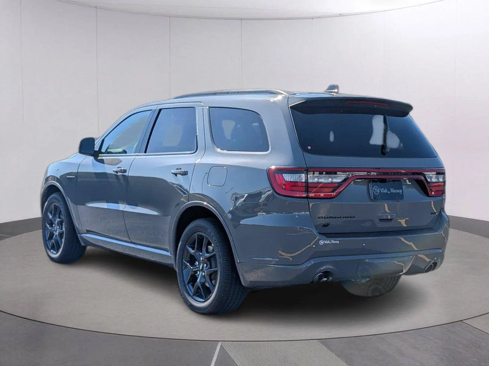 2027 Dodge Durango HEMI V8 GT AWD Plus photo 3