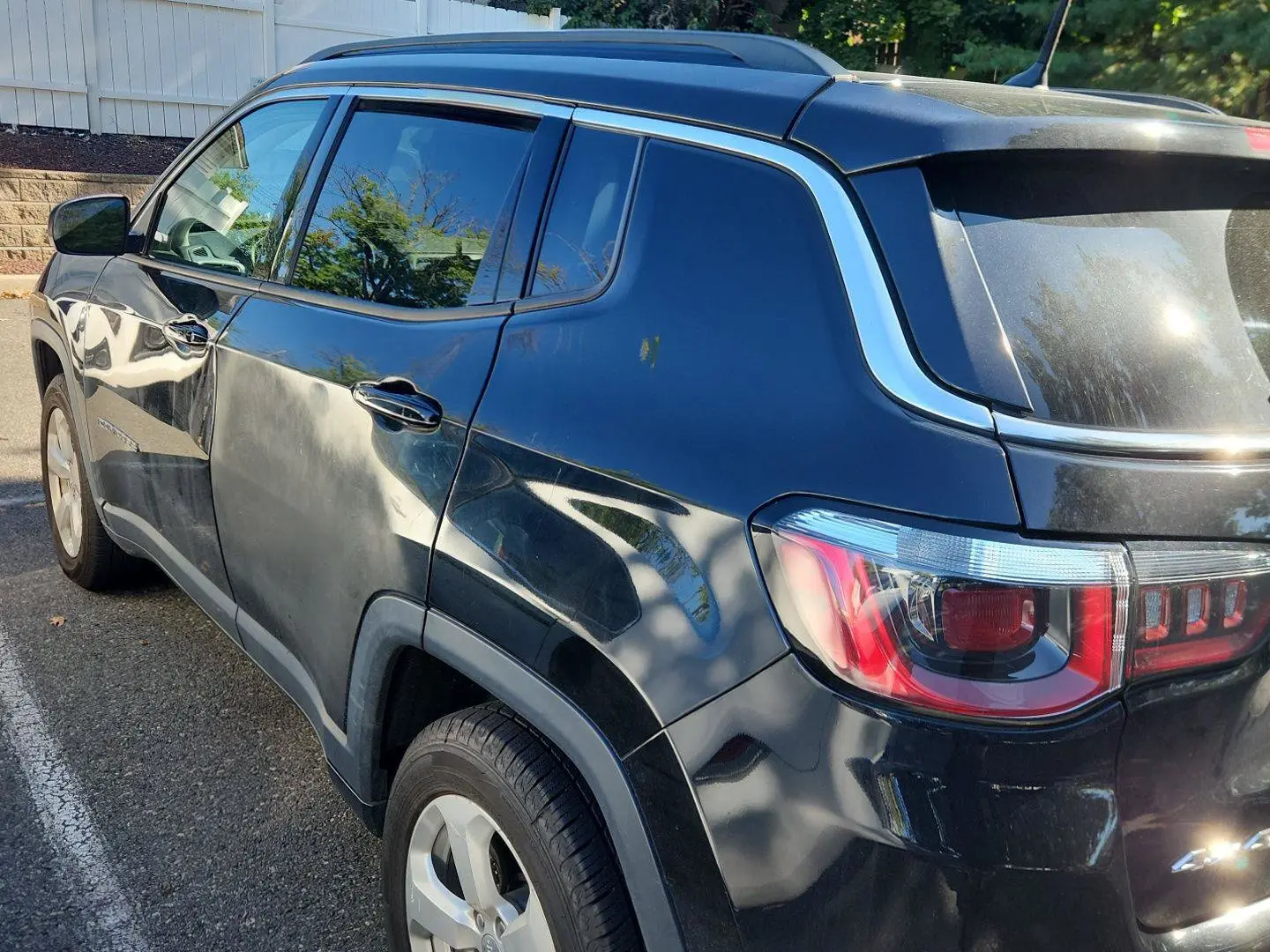 2018 Jeep Compass Latitude 4WD photo 4