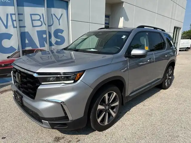 2025 Honda Pilot Elite AWD's photo