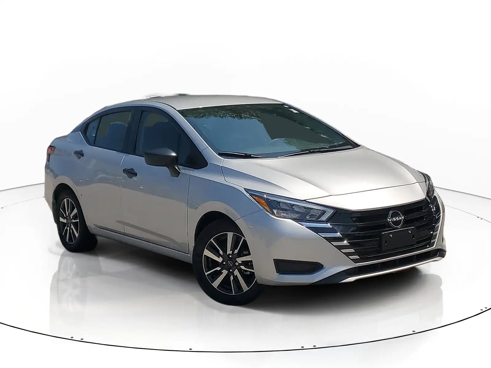 2025 Nissan Versa 1.6 S CVT's photo