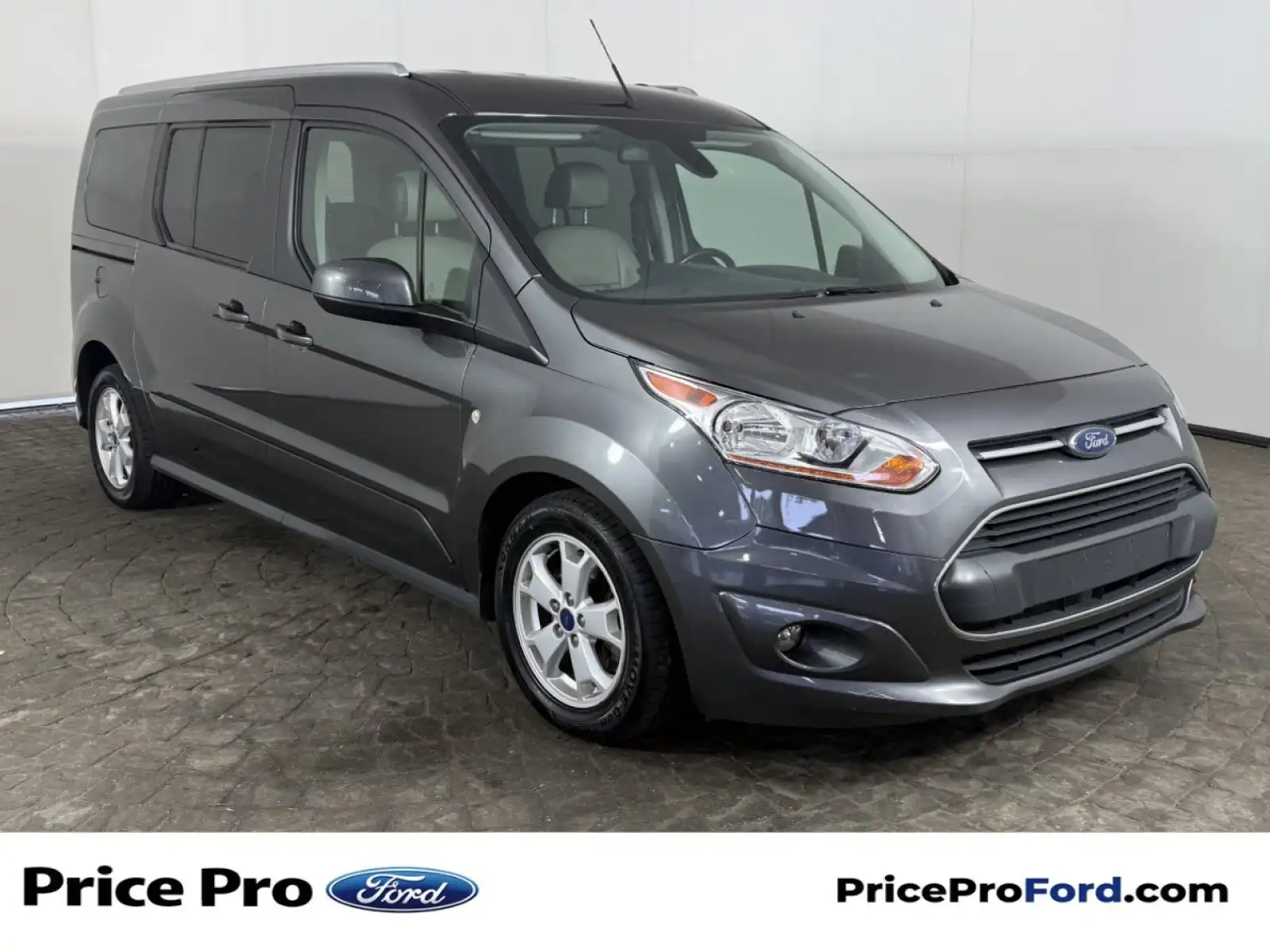 2017 Ford Transit Connect Titanium LWB Wagon's photo