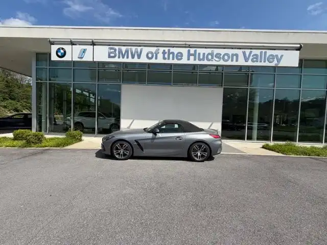 2026 BMW Z4 sDrive30i's photo