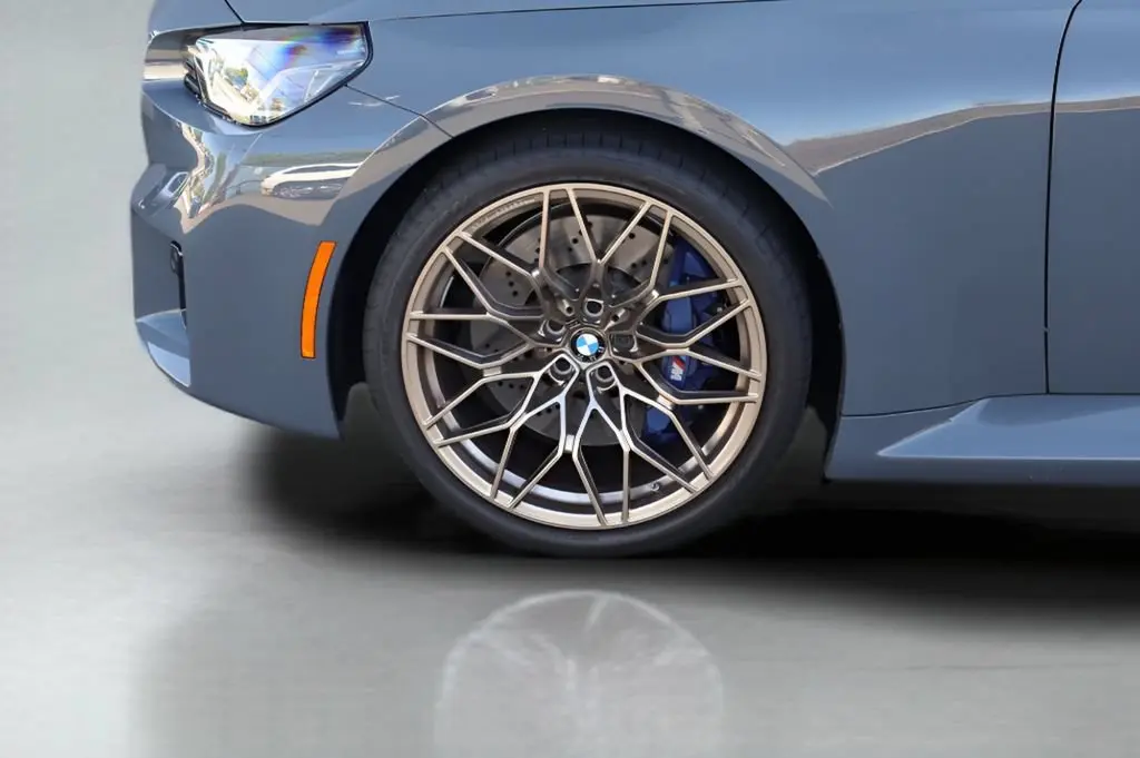 2025 BMW M2 M2 Coupe photo 3