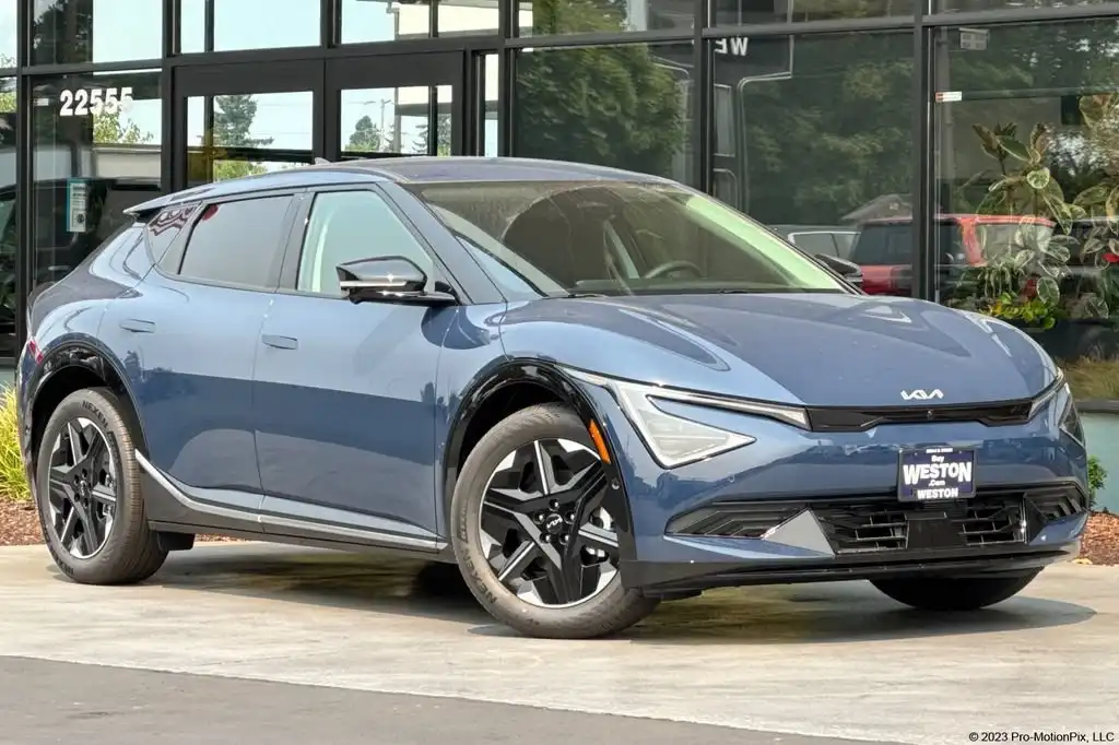 2026 Kia EV6 Wind AWD's photo