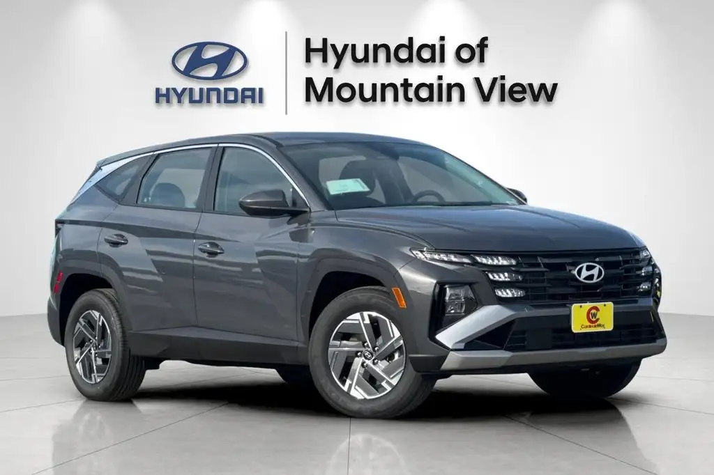 2026 Hyundai Tucson Blue SE HEV AWD's photo