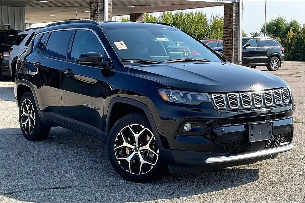 2025 Jeep Compass Limited 4WD's photo