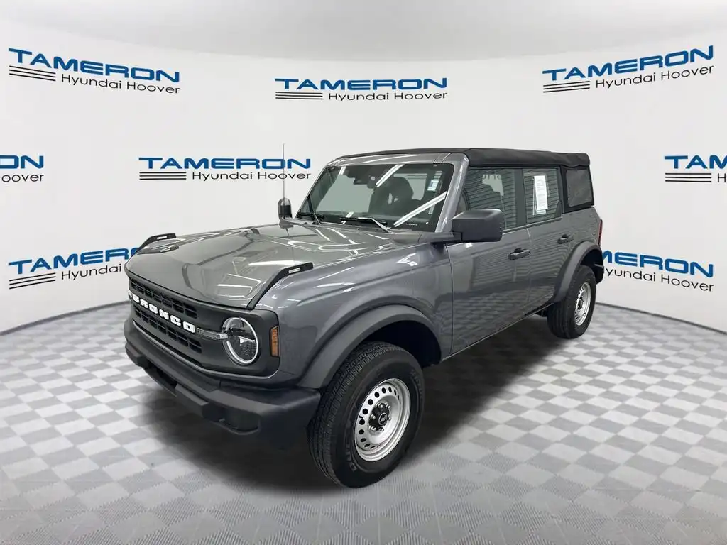 2025 Ford Bronco Base 4x4's photo
