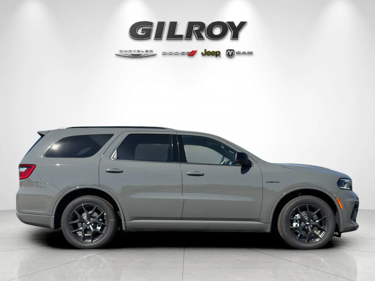 2026 Dodge Durango HEMI V8 GT AWD photo 3