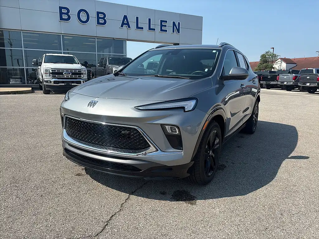 2024 Buick Encore GX Sport Touring's photo