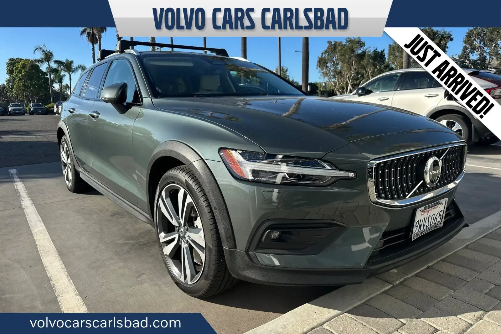 2026 Volvo V60 Cross Country B5 Plus AWD's photo