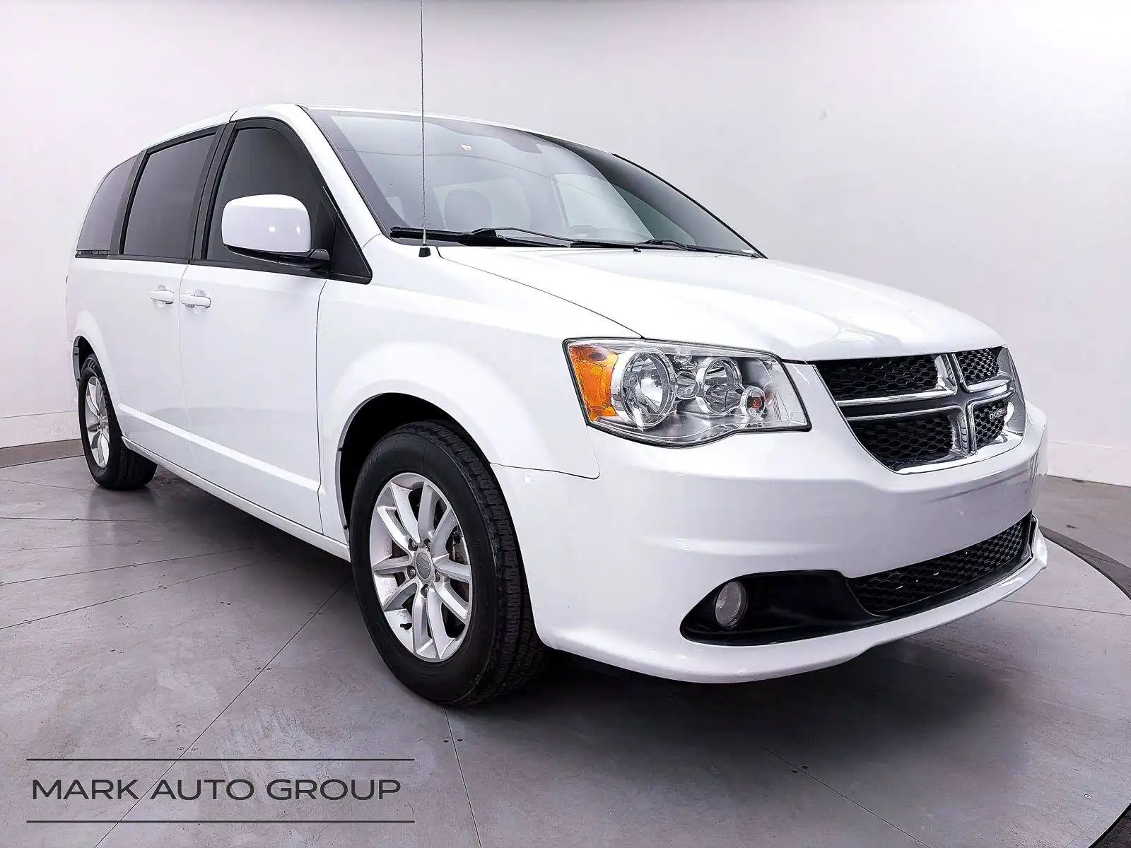 2020 Dodge Grand Caravan SE Plus's photo