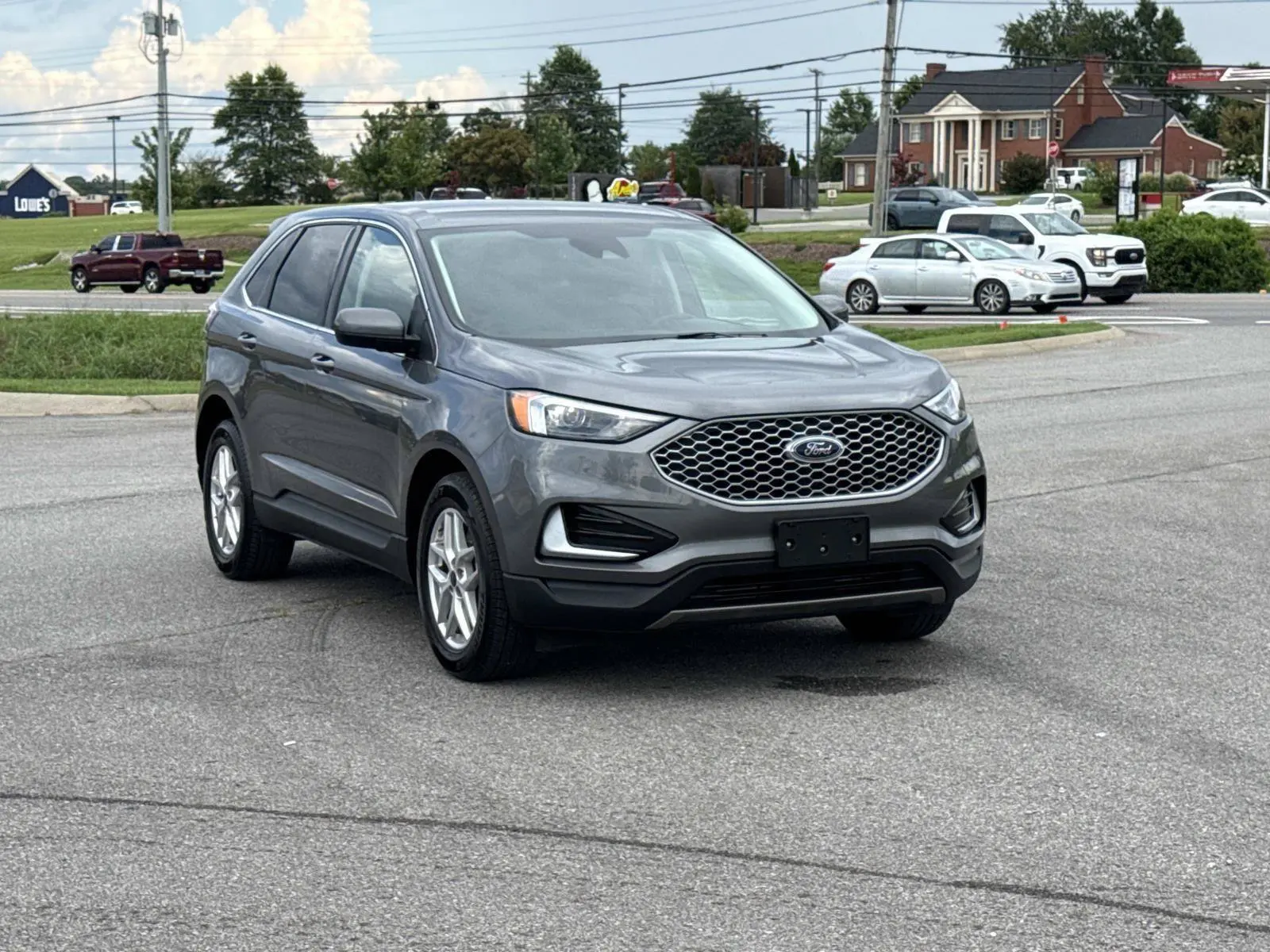 2024 Ford Edge SEL AWD photo 3