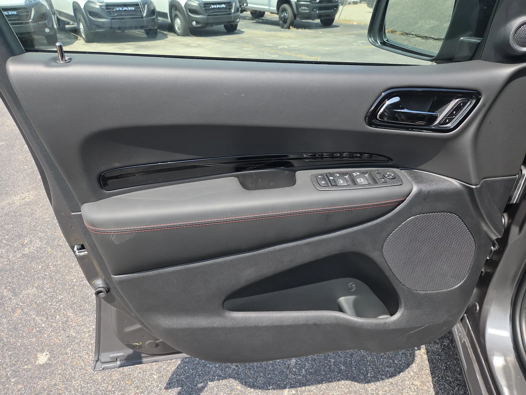 2026 Dodge Durango HEMI V8 GT AWD Plus photo 5