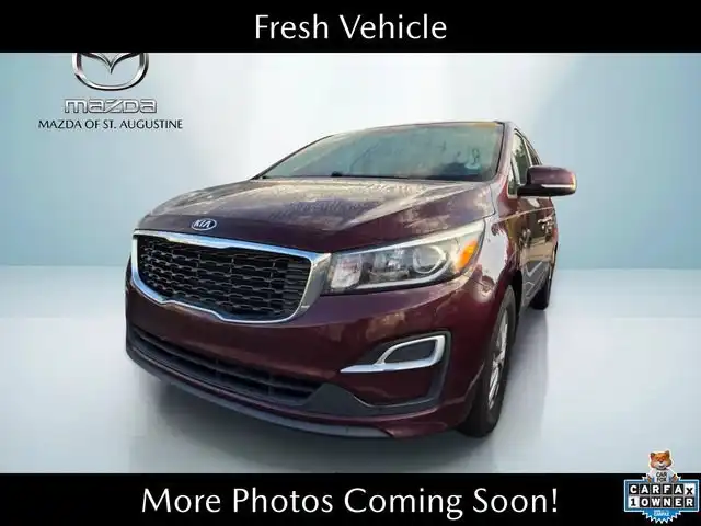 2020 Kia Sedona LX's photo