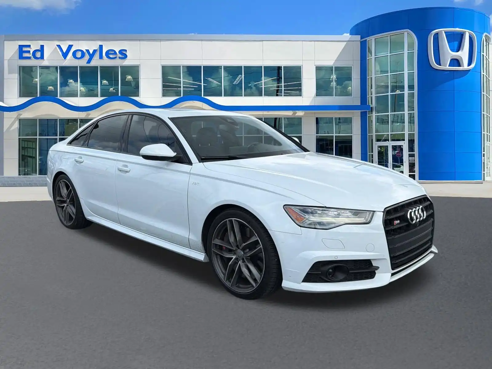 2017 Audi S6 4.0 TFSI Prestige S tronic quattro's photo
