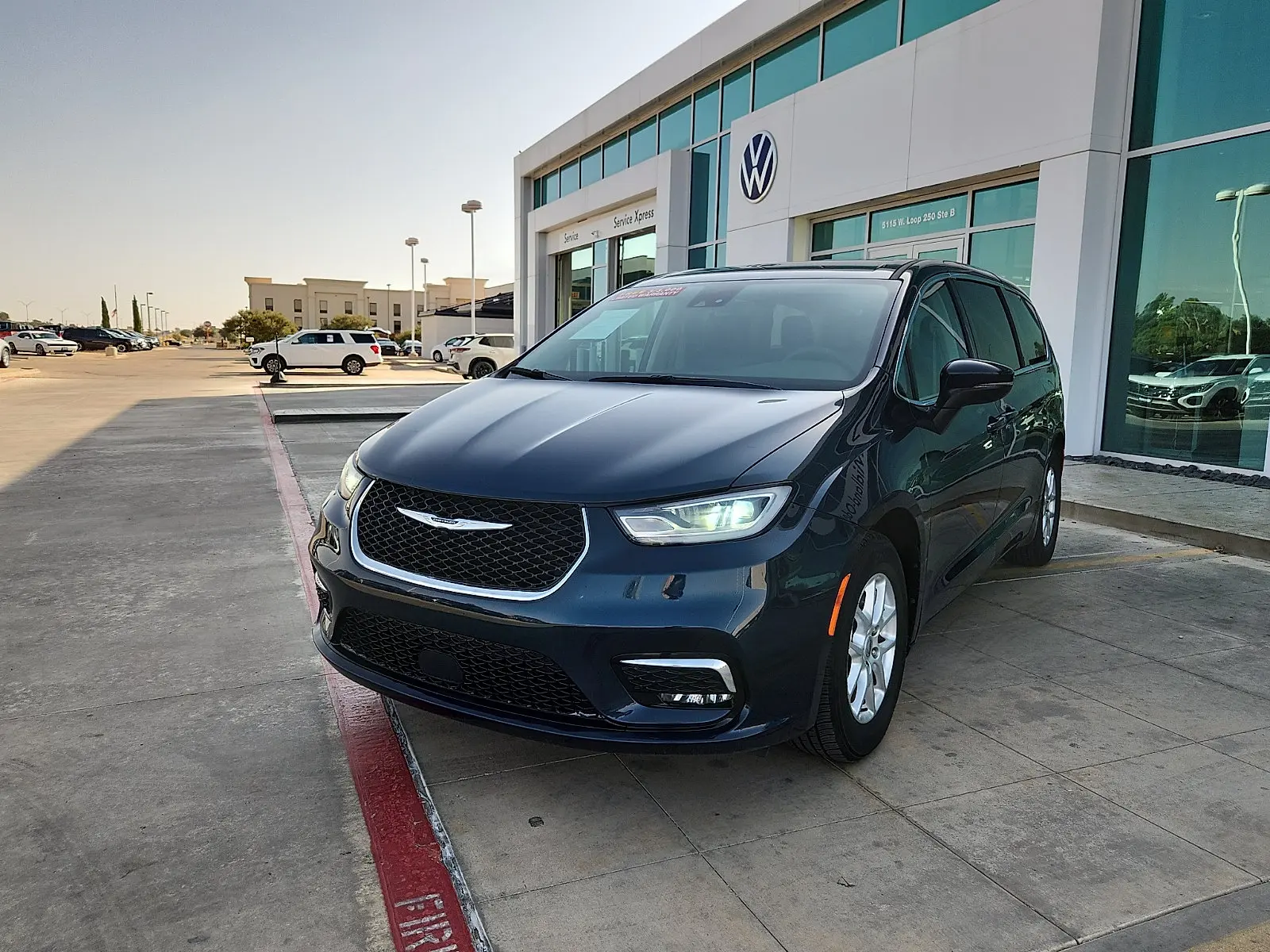 Vehicle Image 2