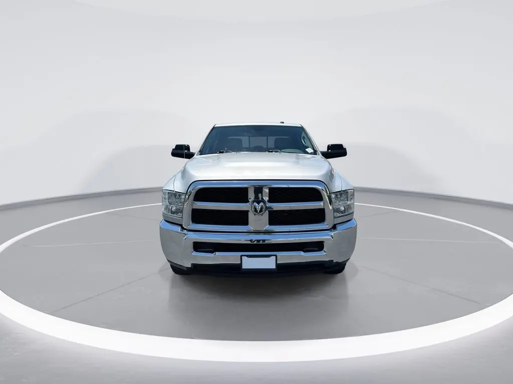 2014 RAM 2500 SLT Crew Cab SWB photo 3