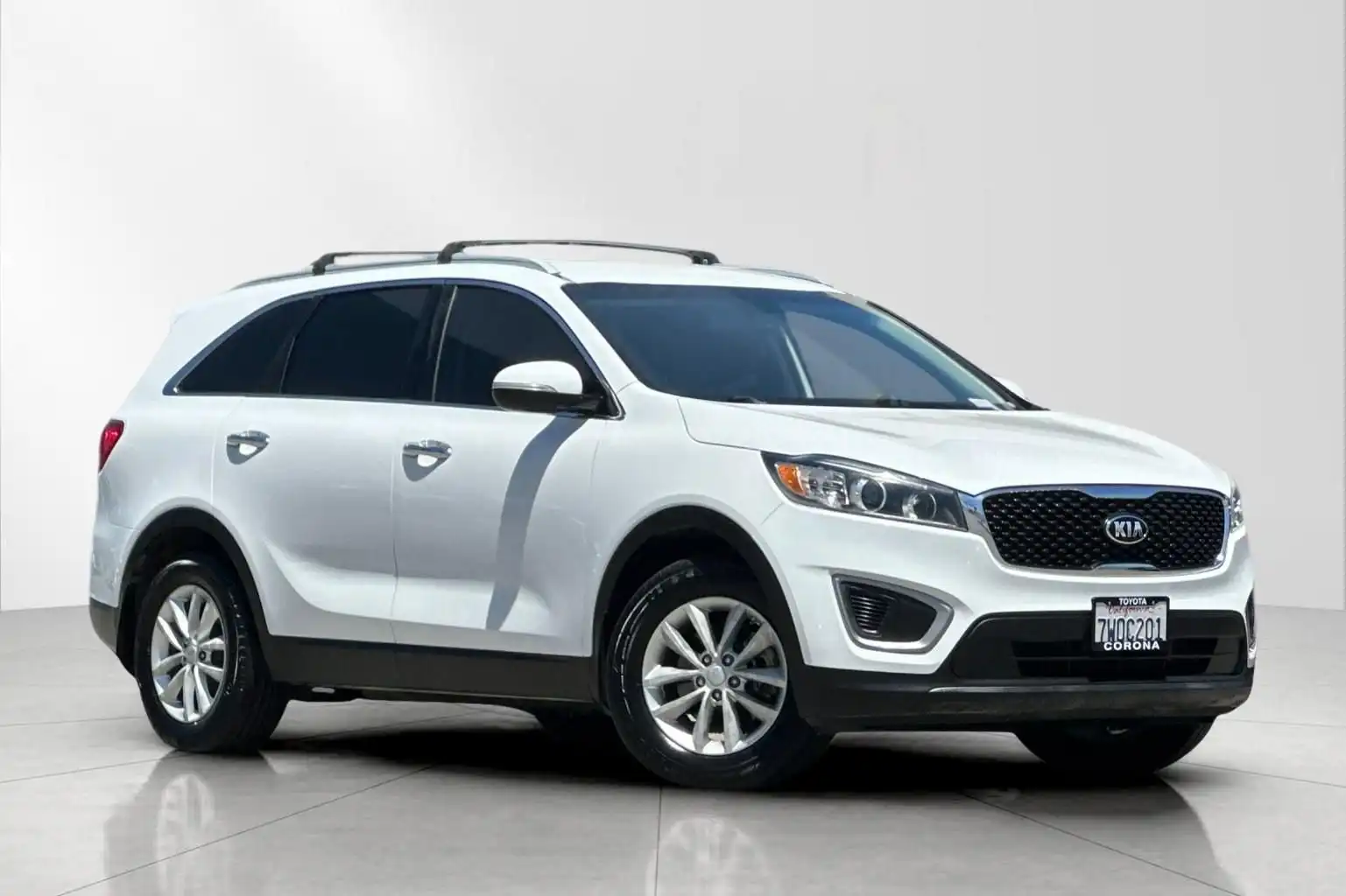 2017 Kia Sorento LX AT's photo
