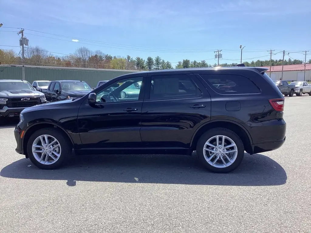 2025 Dodge Durango GT AWD photo 3