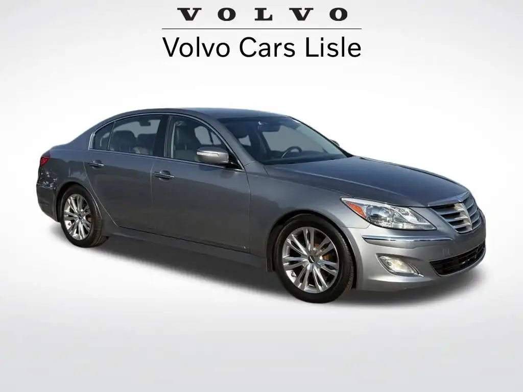 2014 Hyundai Genesis 3.8's photo
