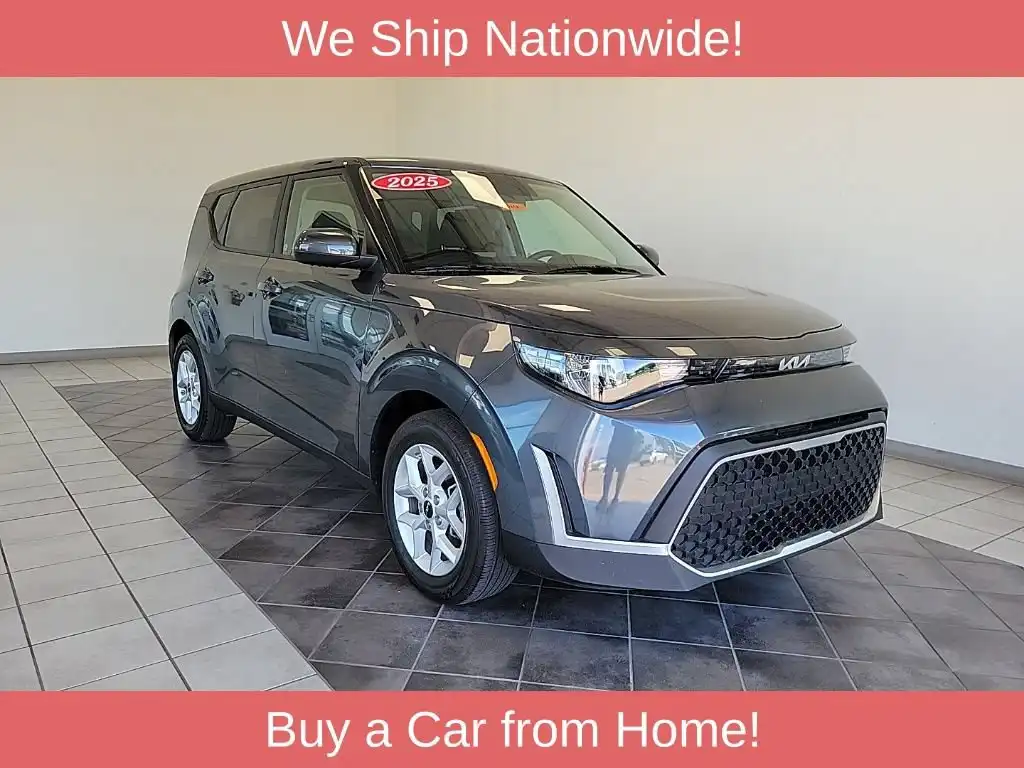 2025 Kia Soul 2.0L LX IVT's photo