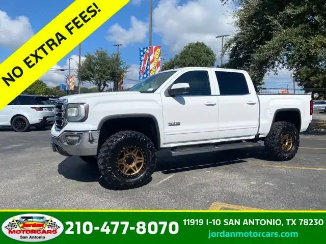 2016 GMC Sierra SLE 2WD Crew Cab Short Box's photo