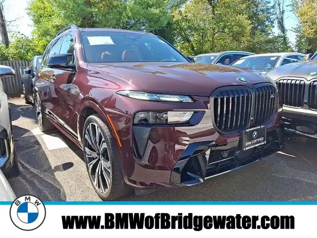 2025 BMW X7 M60i xDrive's photo
