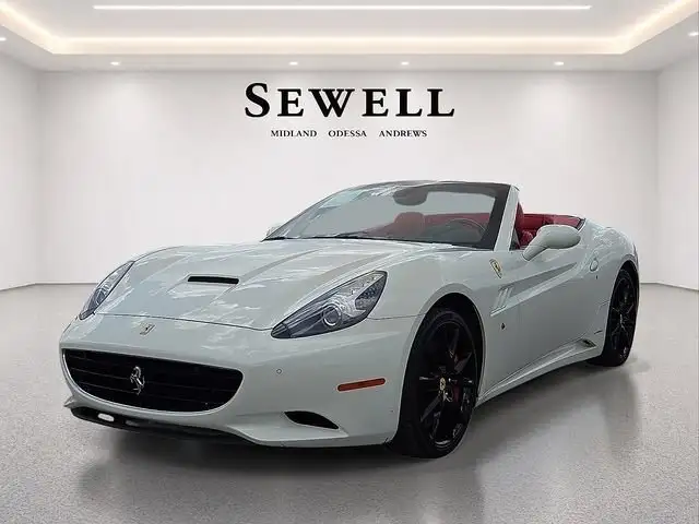 2013 Ferrari California Base's photo