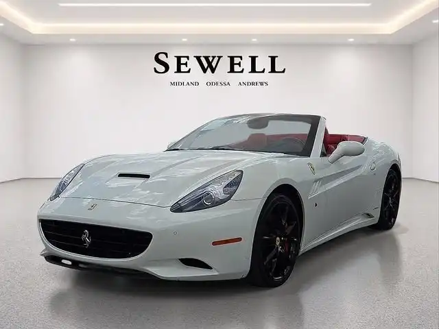 2013 Ferrari California Base's photo
