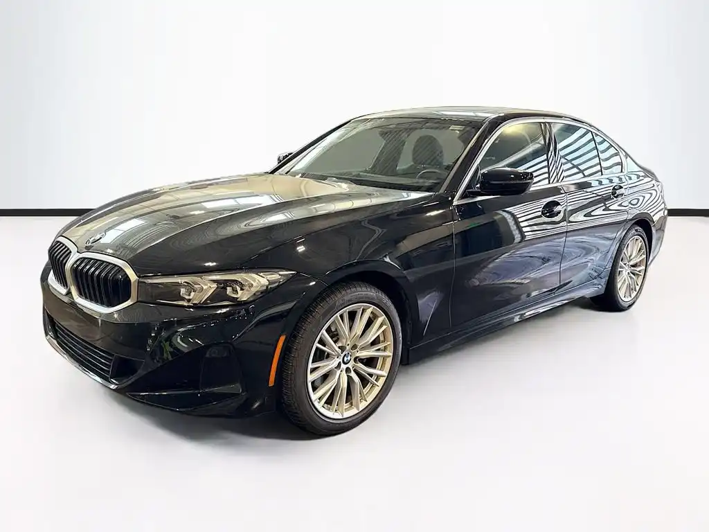 2024 BMW 3 Series 330i xDrive Sedan's photo