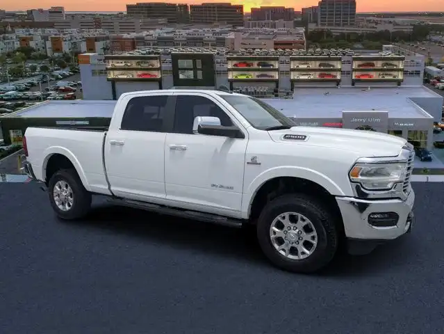 2022 RAM 2500 Laramie 4X4 Crew Cab SWB's photo