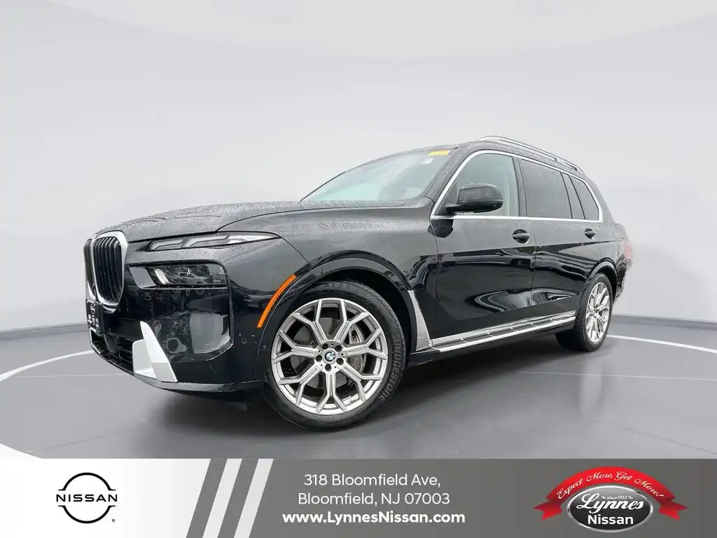 2023 BMW X7 xDrive40i's photo